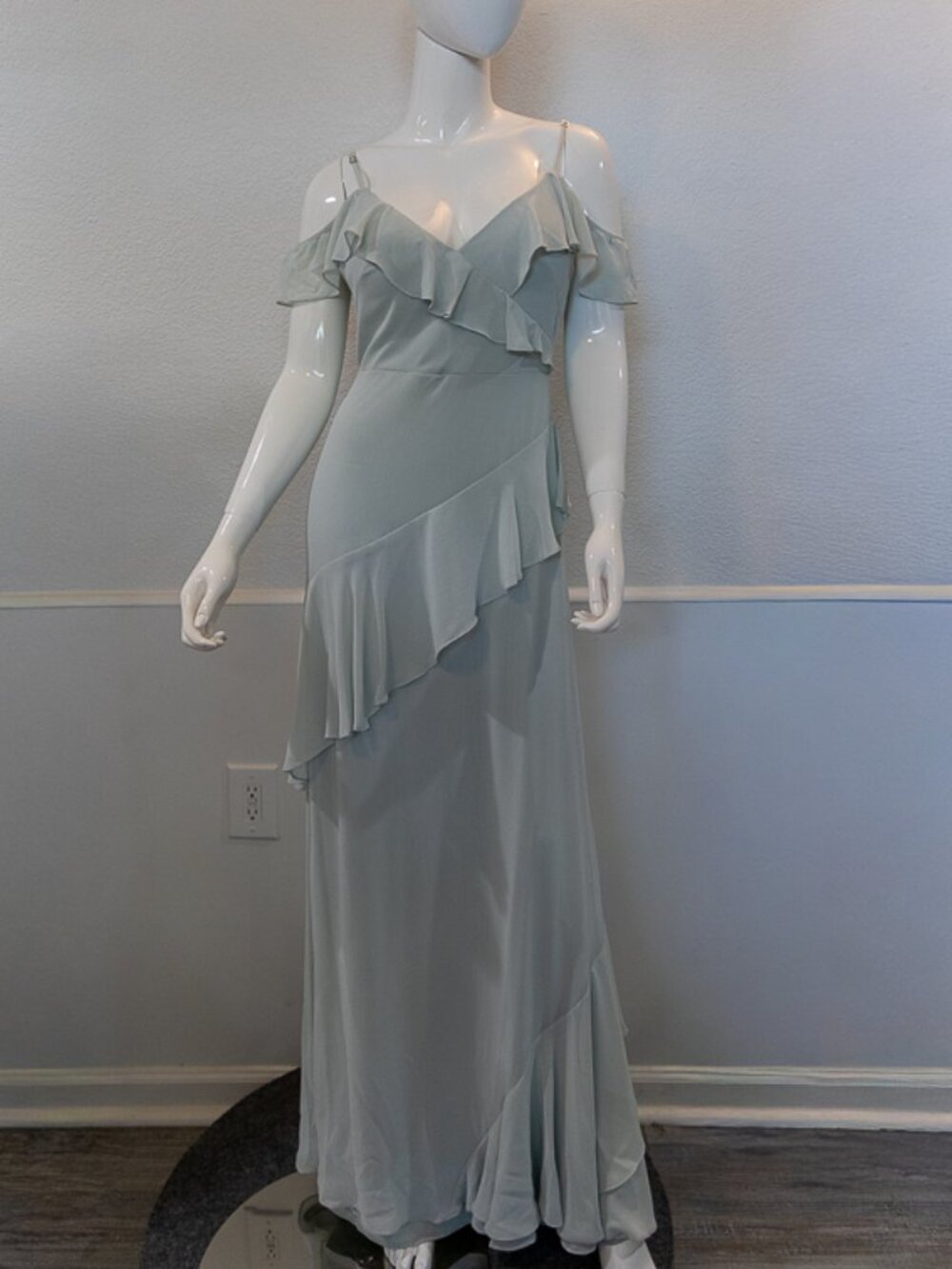 Wǎtter Dress